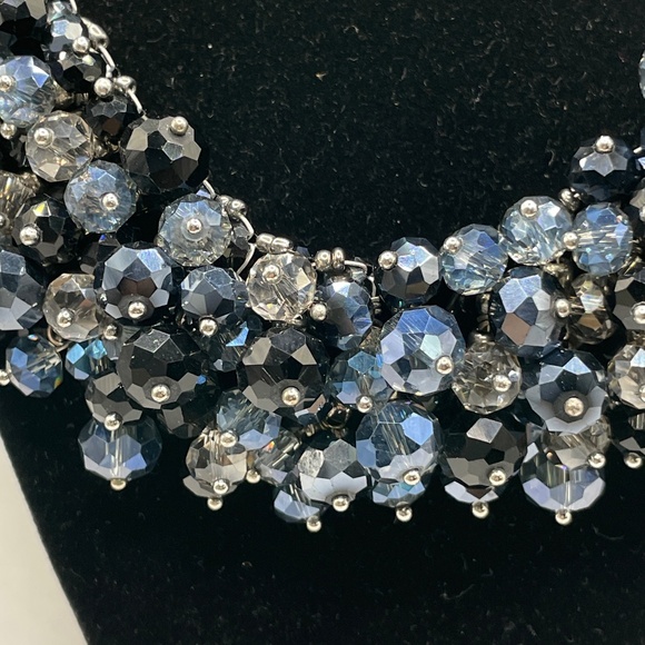 Eye Candy New Glass & Acrylic Black Blue Clear Beaded Collar Necklace - Picture 14 of 15